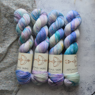 Artemis Classic Single - Hyacinth (dark batch)