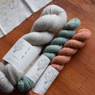 Kit Chaussettes MEADOW fingering - Sand + Papaya and Ivy