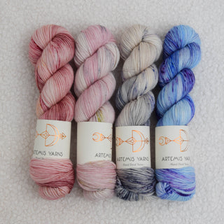 Set of 4 skeins - Base Artemis DK - Elain x Blueberry ice cream