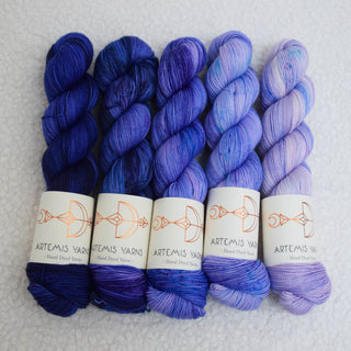 Set de 5 écheveaux "Bluebell"- Artemis High Twist