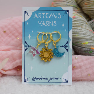 Set of 3 removable stitch markers - Sun and Moon