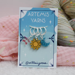 Set of 3 removable stitch markers - Sun and Moon