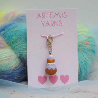 Sweet treats at the Courts - Progress keeper - Blueberry Religieuse