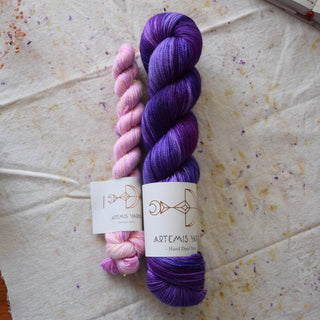 Sock set High Twist and Sprinkles fingering - Purple + Happy dye pink