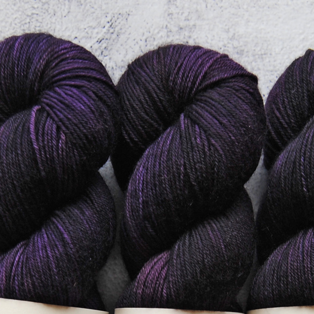 Happy Dye Dark purple - Artemis Soft Sock