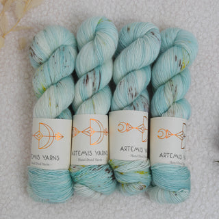 Artemis Squishy Single - Almond Blossom
