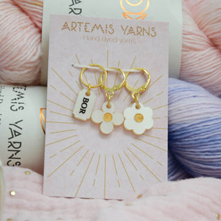 Set of 3 Stitch markers - White blossom