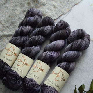 Pre order - Sweet Treats at the Courts - "Velaris"